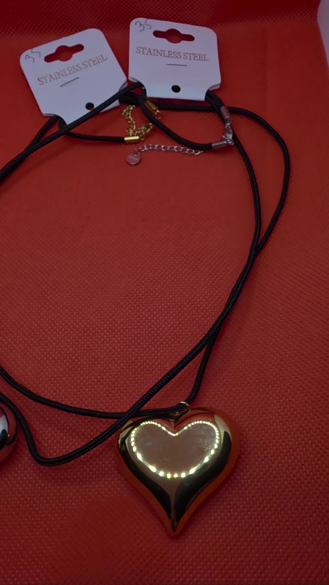 Naszyjnik z sercem